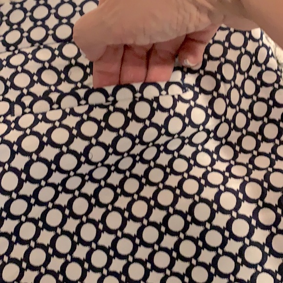 Shorts - Picture 6 of 6